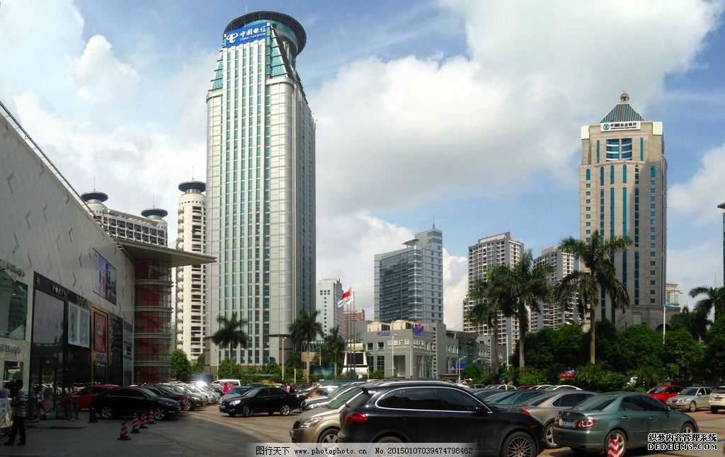 五象CBD 绿地中心 122平 全新装修带家具 全景玻璃采光